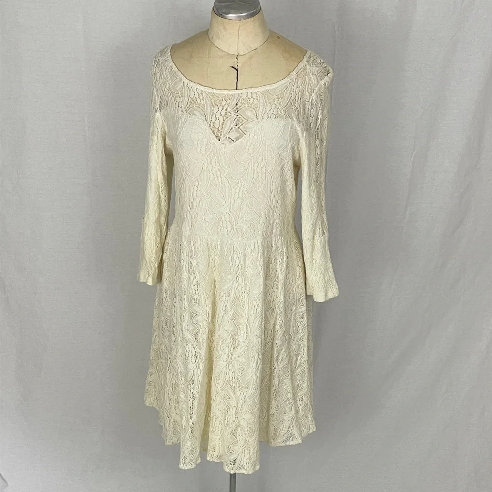 Free People Elegant Cream Lace Dress Size Medium - Picture 1 of 4